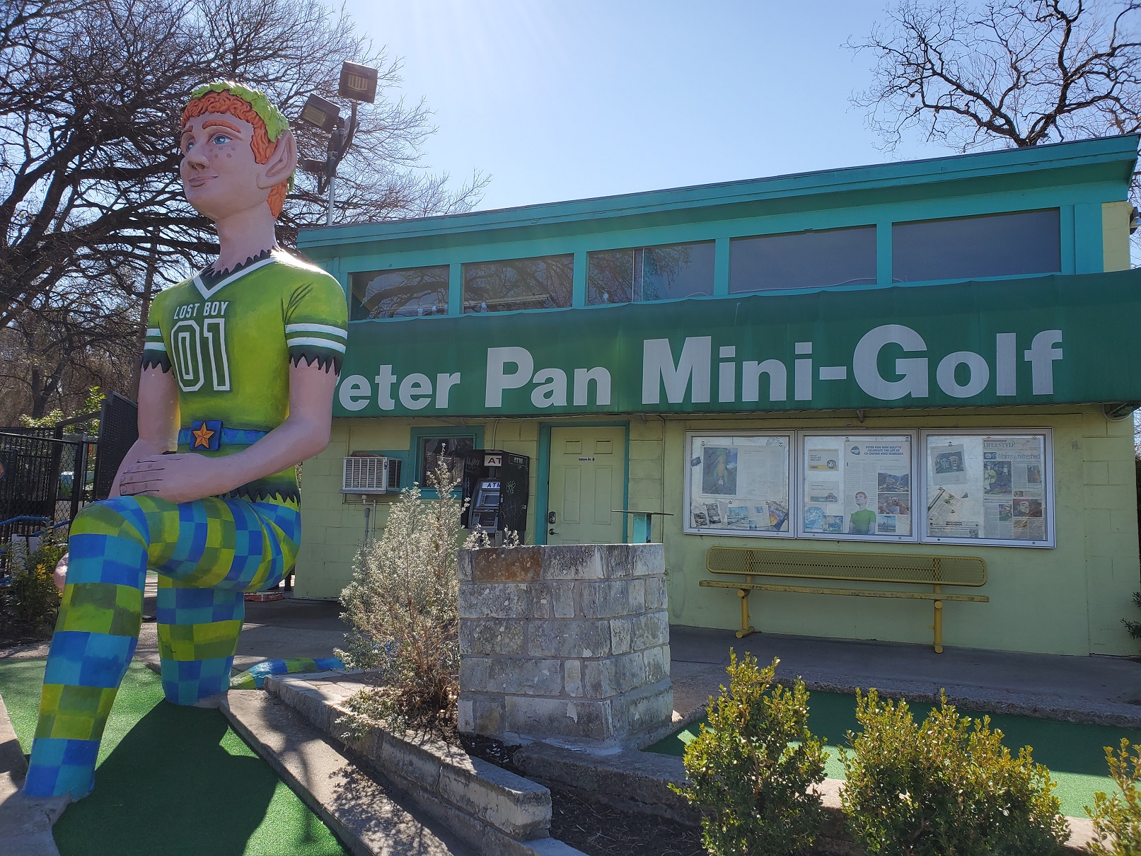 Adult tee shirt – Peter Pan Mini Golf