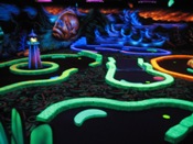 Oceans 18 Blacklite Minigolf